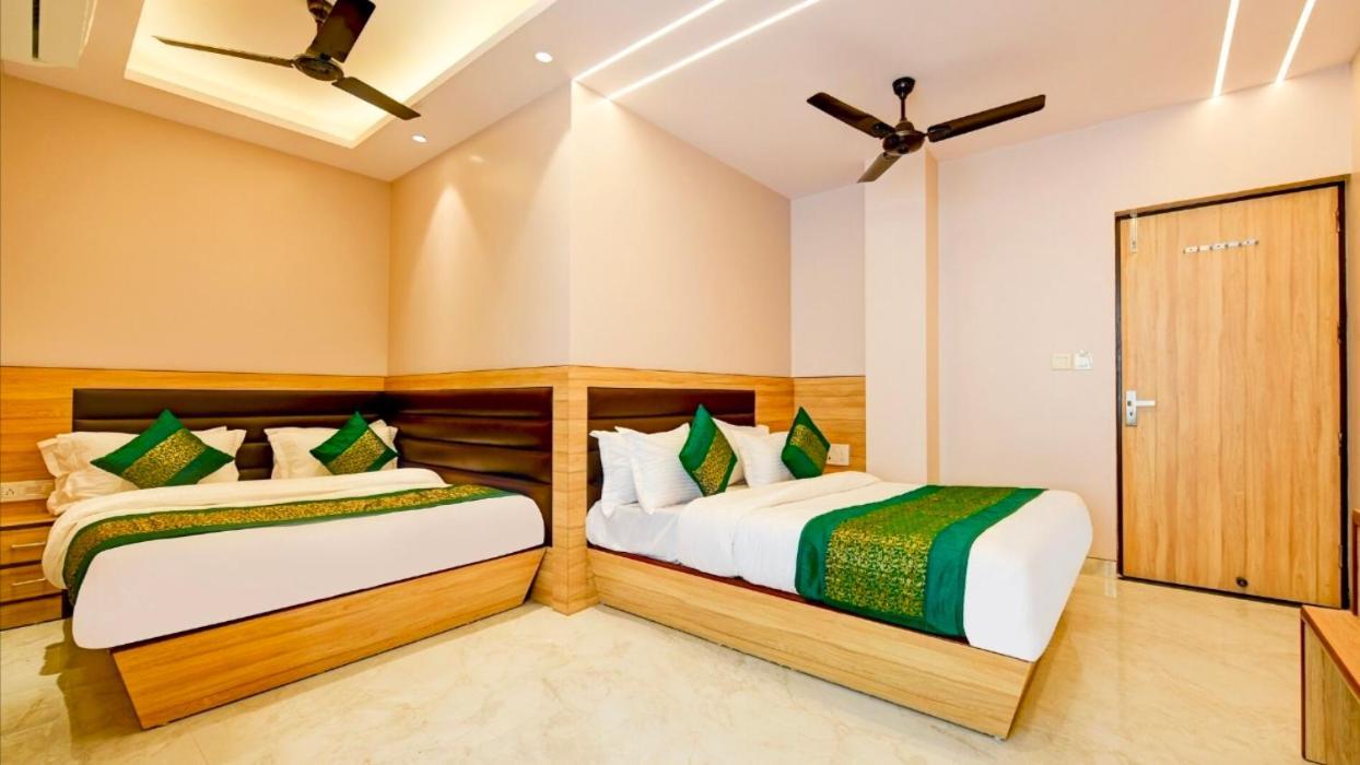 Hotel Express 新德里 外观 照片