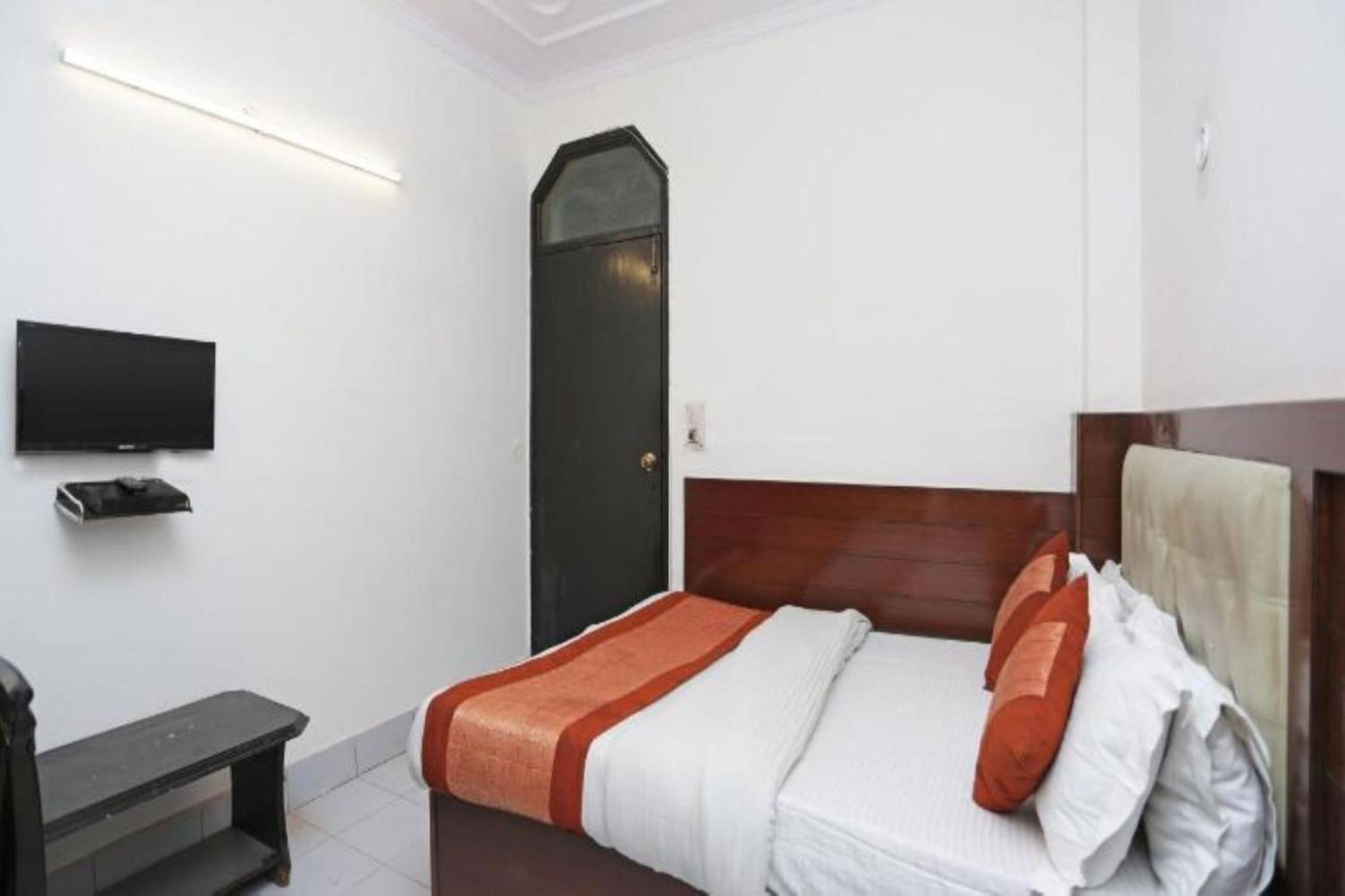 Hotel Express 新德里 外观 照片