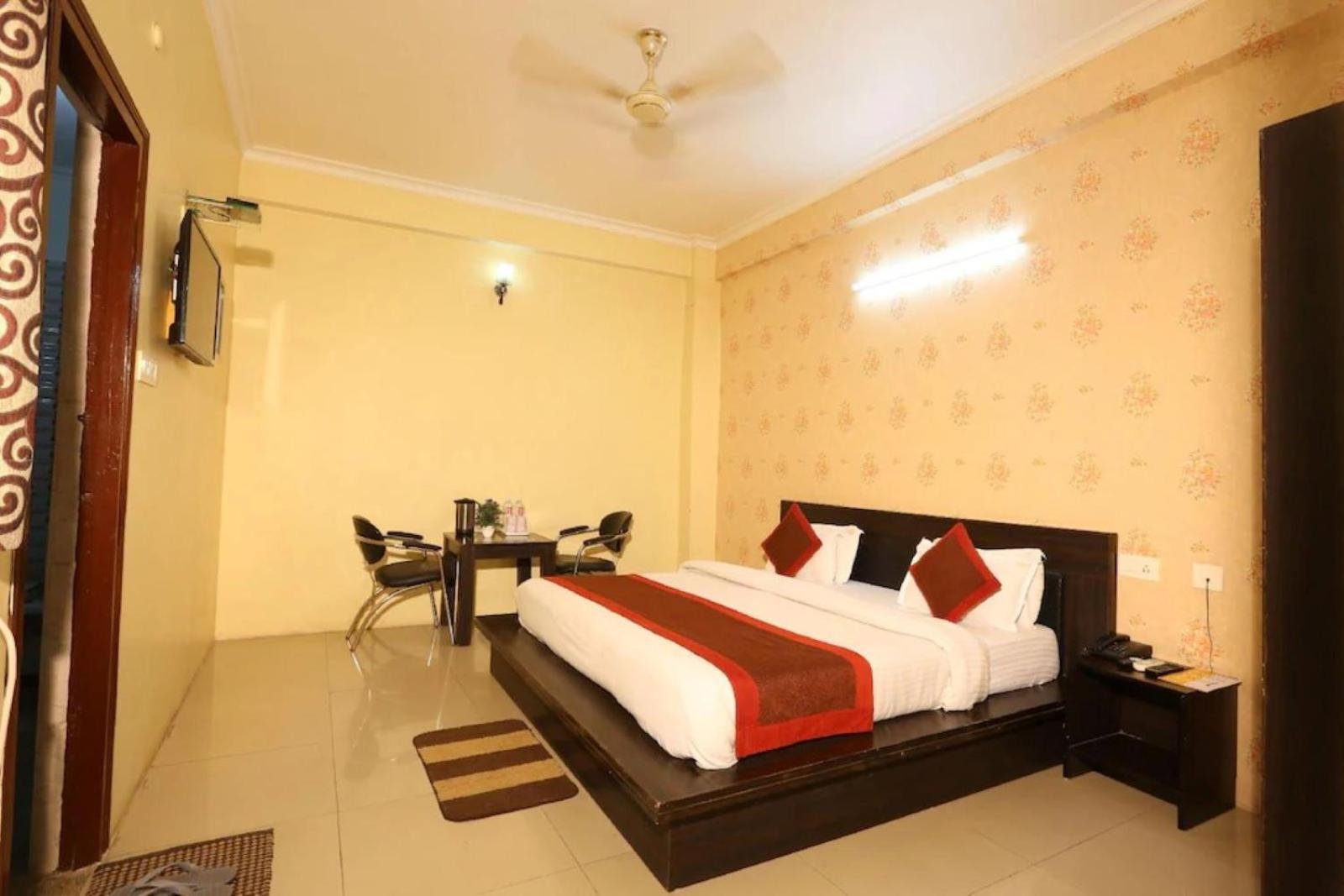 Hotel Express 新德里 外观 照片
